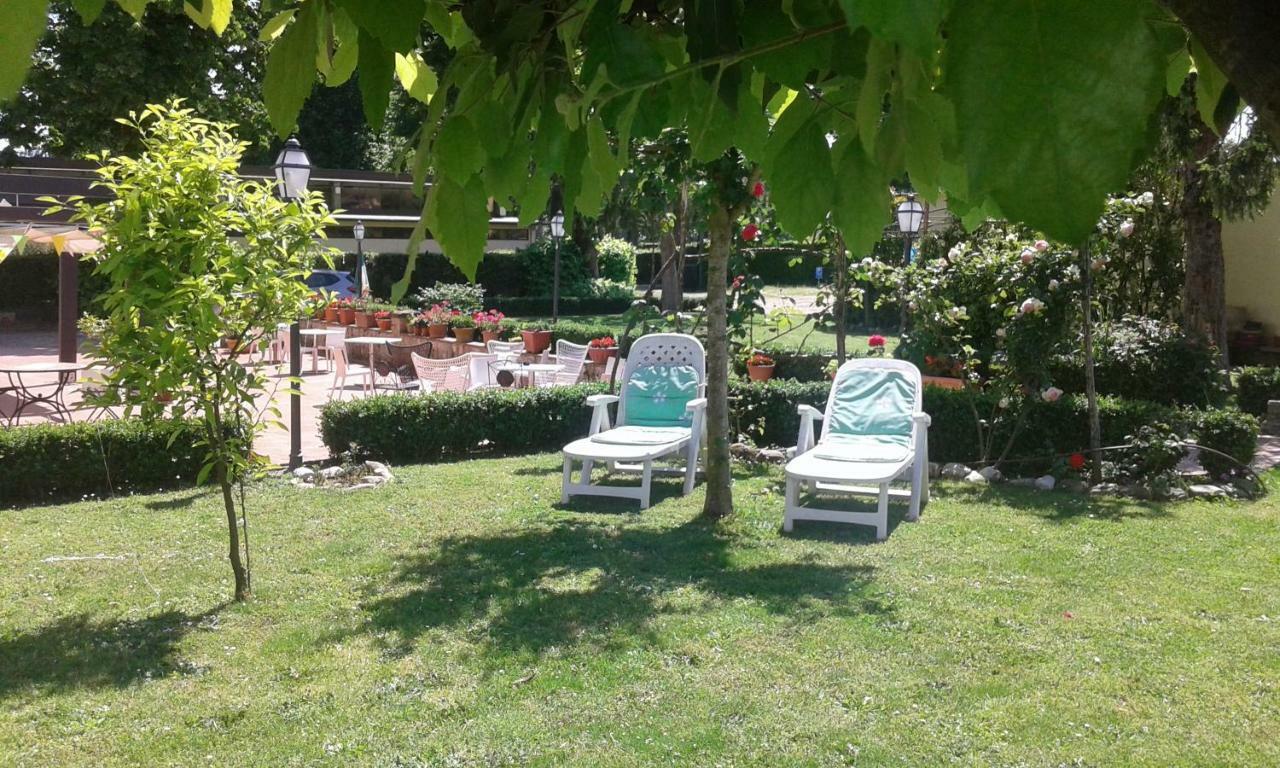 Bed and Breakfast Casale Dei Cento Acri à Florence Extérieur photo